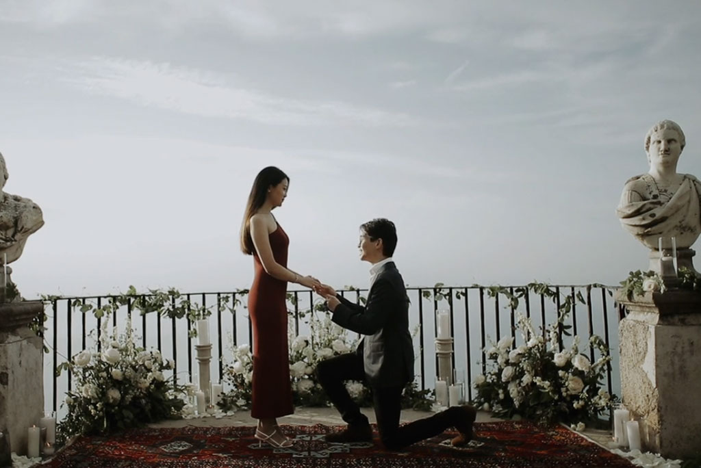 video-engagement-in-villa-cimbrone-scrlett-din-promise