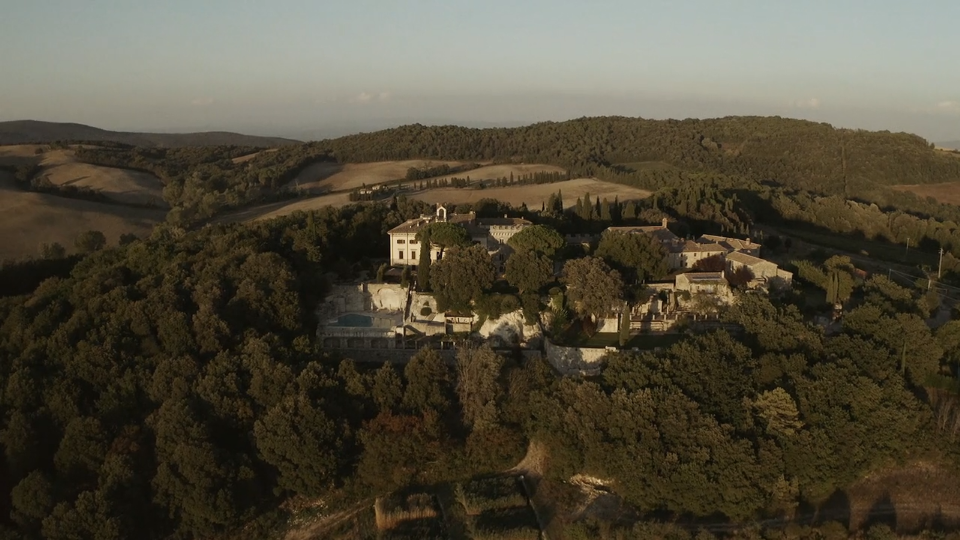 borgo pignano wedding in tuscany